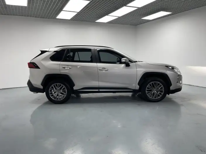 Toyota Wildlander 2023 Model 2.0L 2WD Luxury PLUS Edition – фото 8