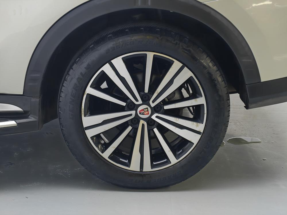 Roewe eRX5 2017 модификация 50T Hybrid Connected Noble Ultimate Edition – фото 9
