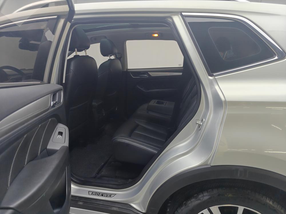 Roewe eRX5 2017 модификация 50T Hybrid Connected Noble Ultimate Edition – фото 18