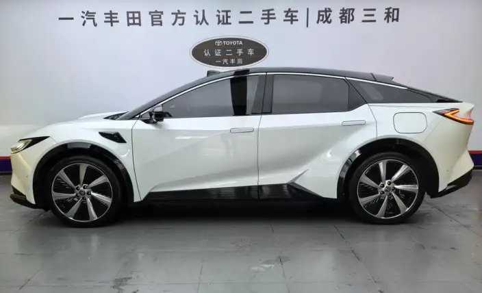 TOYOTA bZ5 2025 Model 630 PRO Zhixing Edition – фото 3