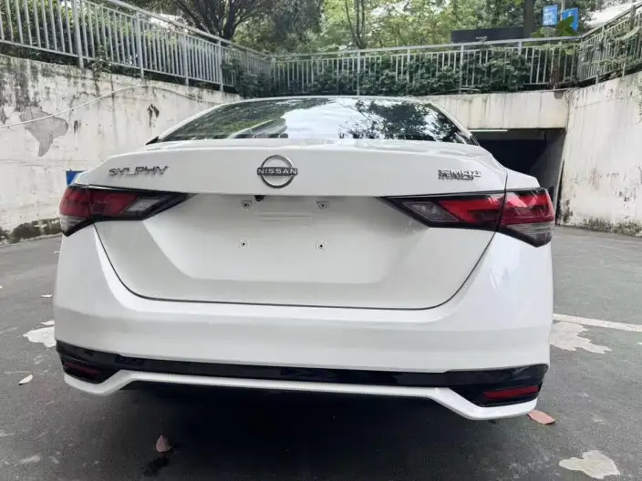 Nissan Sylphy 2023 Model 1.6L CVT Yuexiang Edition – фото 5