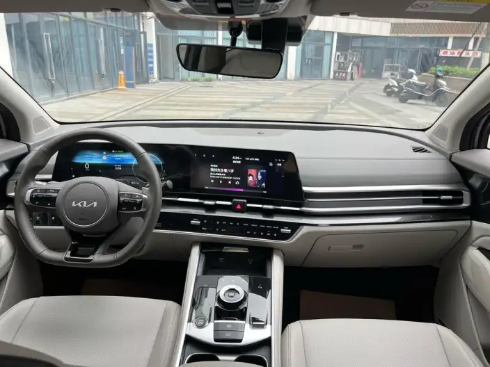 Lion Platinum 2023 Model 1.5T 2WD Premium Edition – фото 7