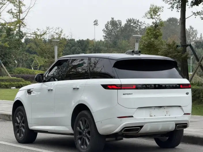 Range Rover Sport 2024 Model 400PS DYNAMIC SE