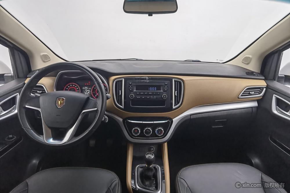 Jinbei F50 2017 модификация 1.6L Manual Comfort – фото 12