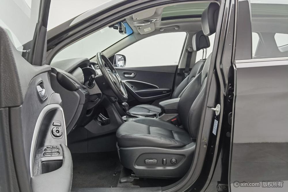 Hyundai Santa Fe 2015 модификация 2.0T автоматическое 2WD Intelligent 5 seat – фото 17