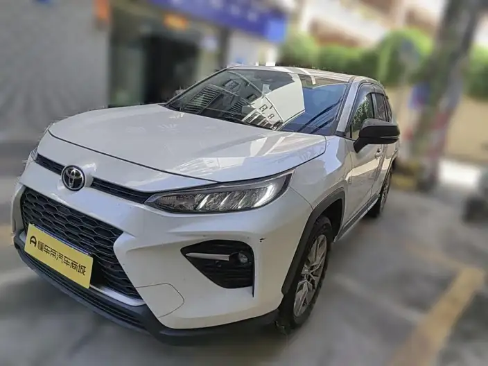 Toyota Wildlander 2021 Model 2.0L 2WD Deluxe Edition – фото 1