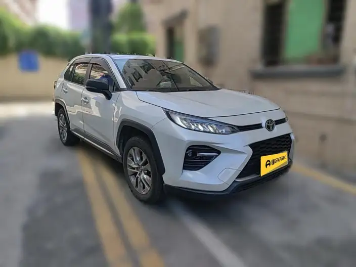 Toyota Wildlander 2021 Model 2.0L 2WD Deluxe Edition – фото 3