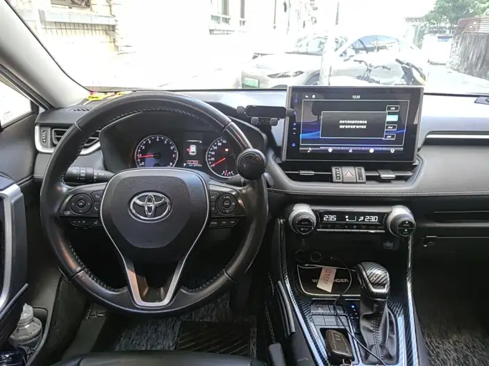 Toyota Wildlander 2021 Model 2.0L 2WD Deluxe Edition – фото 5