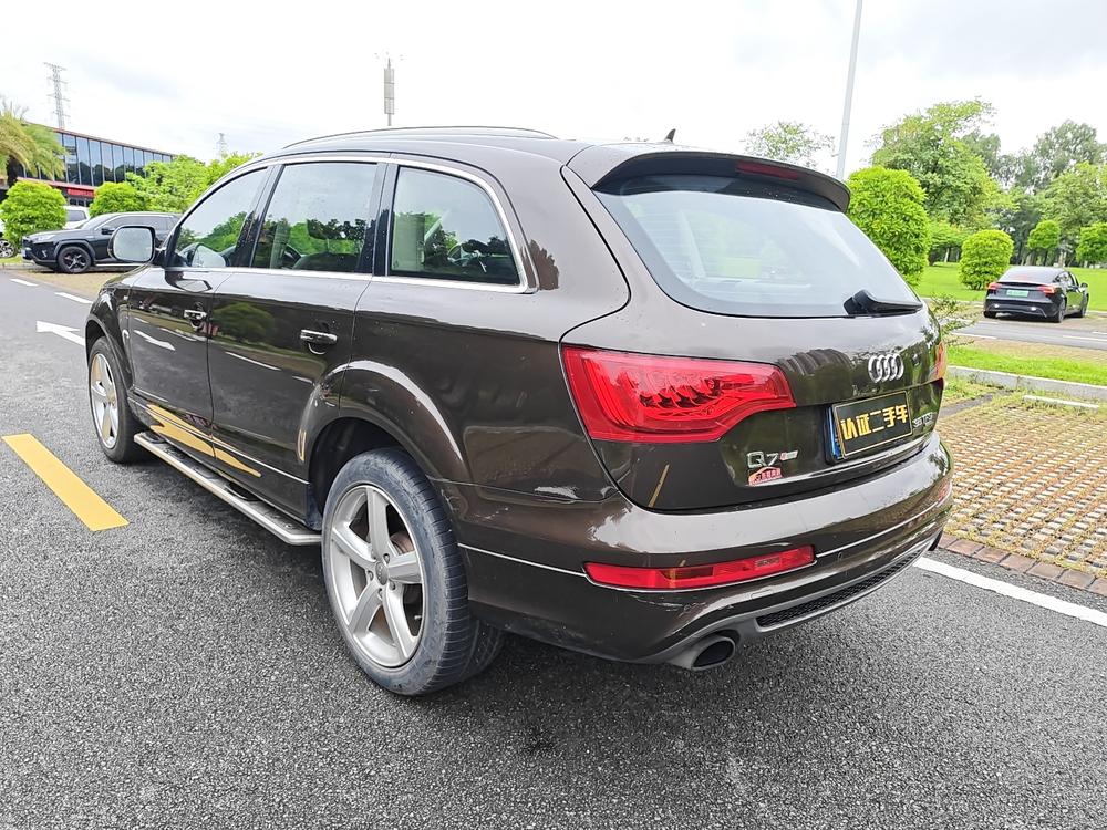 Audi Q7 2015 модификация 35 TFSI Спорт тип – фото 4