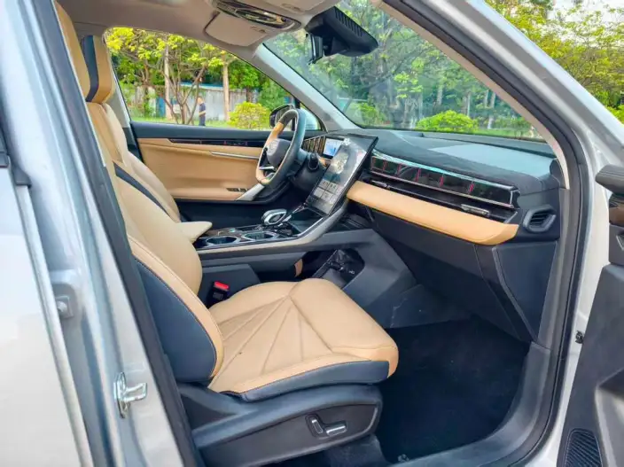 Geely Boyue L 2023 Model 1.5TD DCT Noble Model – фото 7