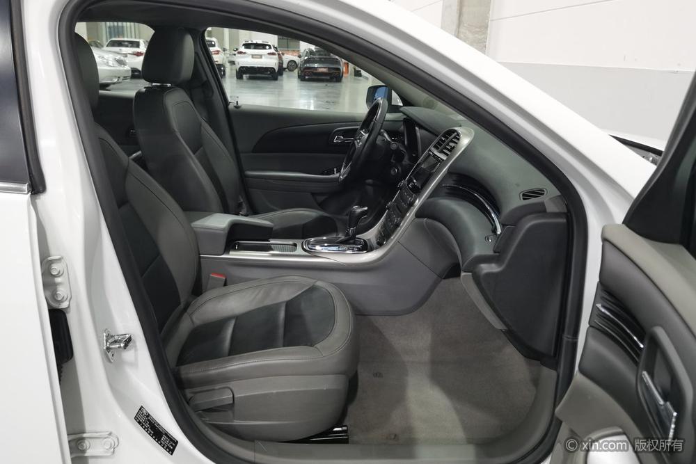 Chevrolet Malibu 2013 2.0L Automatic Luxury – фото 8
