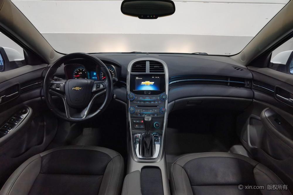 Chevrolet Malibu 2013 2.0L Automatic Luxury – фото 12