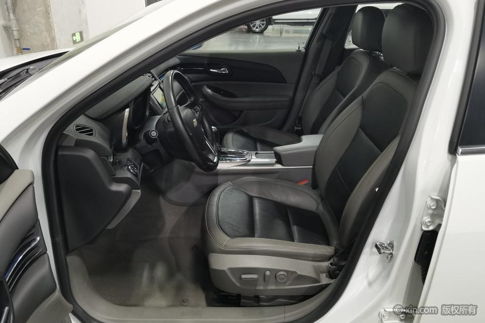 Chevrolet Malibu 2013 2.0L Automatic Luxury – фото 18