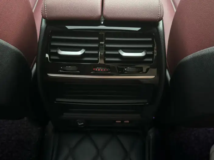 BMW 5 Series 2022 Model Facelift II 525Li M Sports Set – фото 8