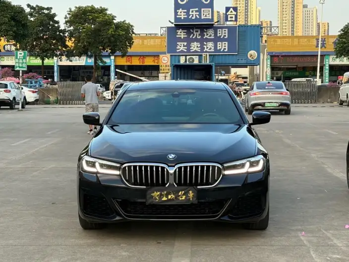 BMW 5 Series 2023 Model Facelift 530Li Exclusive Model M Sports Set – фото 2