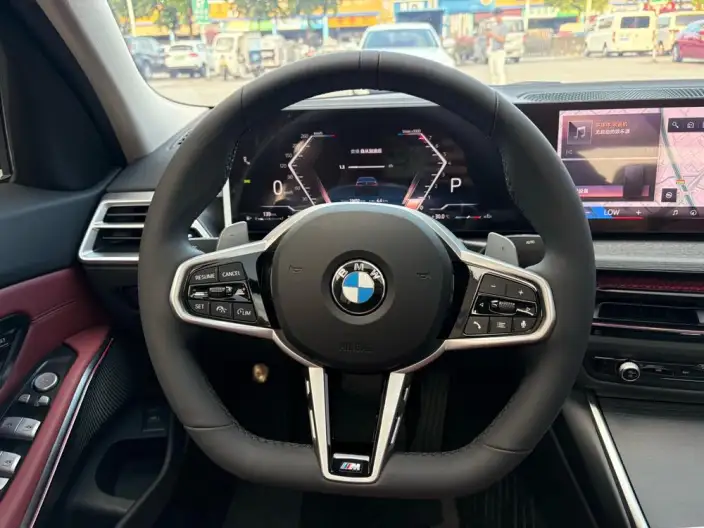 BMW 3 Series 2025 Model 325Li M Sports Set – фото 10