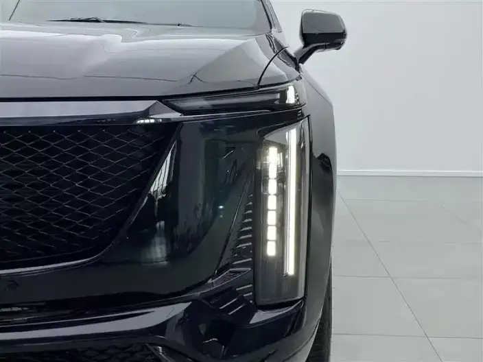 Cadillac XT5 2025 Model 28T 4WD Luxury Model – фото 6