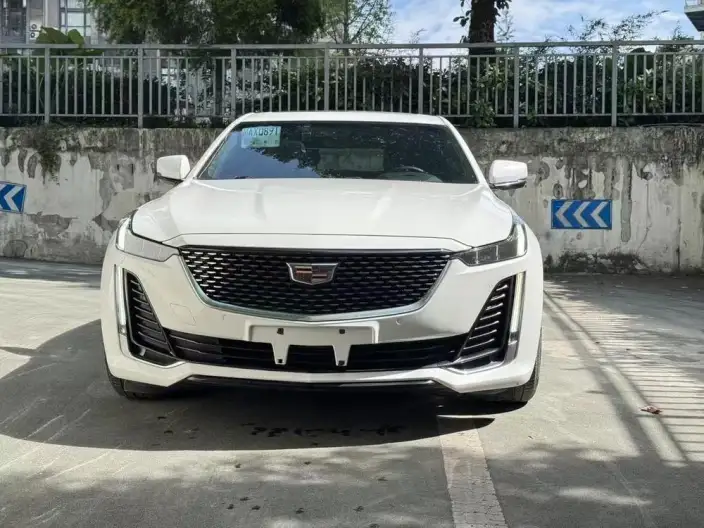 Cadillac CT5 2022 Model 28T Luxury Model – фото 2