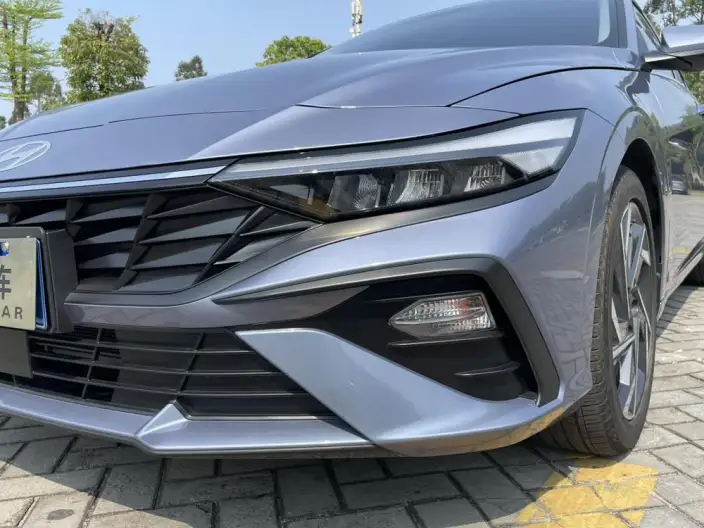 Hyundai Ioniq 2023 Model 1.5L CVT GLX Elite Edition – фото 8