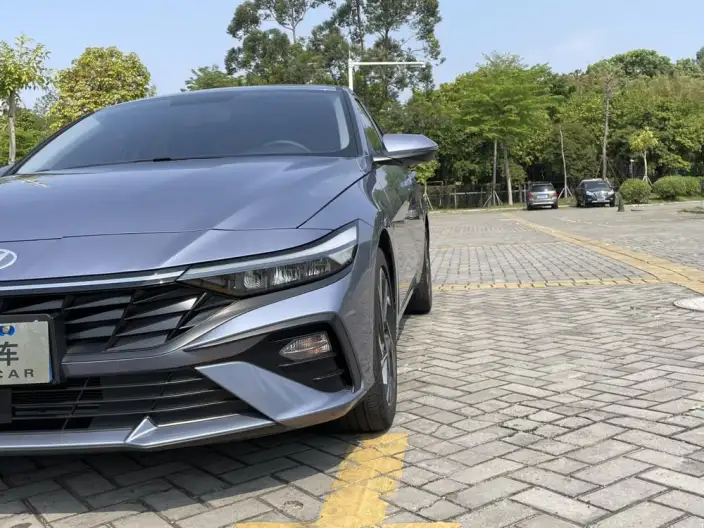 Hyundai Ioniq 2023 Model 1.5L CVT GLX Elite Edition – фото 10
