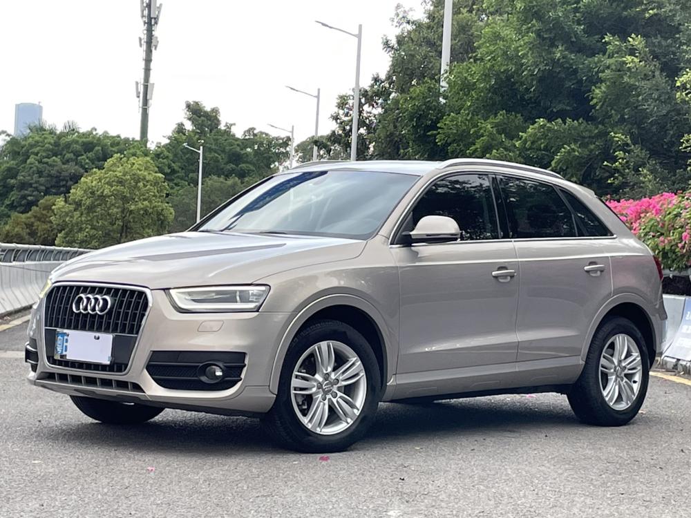 Audi Q3 2013 35 TFSI Comfort – фото 1