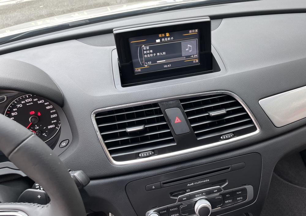 Audi Q3 2013 35 TFSI Comfort – фото 8