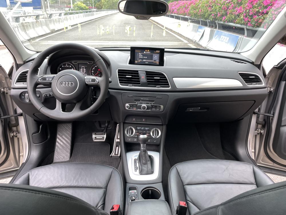 Audi Q3 2013 35 TFSI Comfort – фото 10