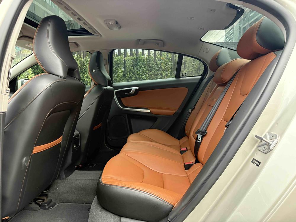 Volvo S60 2018 S60L T4 Intelligent Far – фото 8