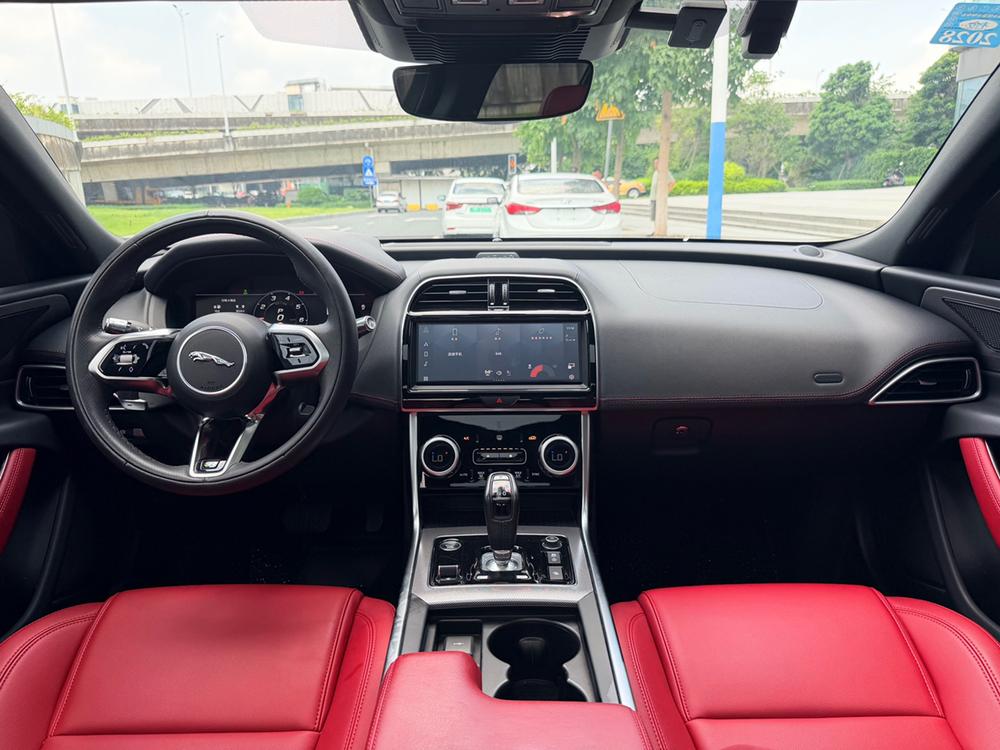 Jaguar XEL 2022 2.0T 250PS R-DYNAMIC S Advance Sport – фото 23