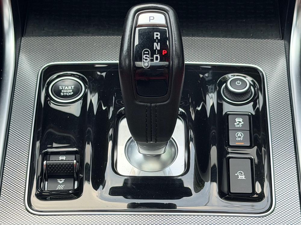 Jaguar XEL 2022 2.0T 250PS R-DYNAMIC S Advance Sport – фото 26