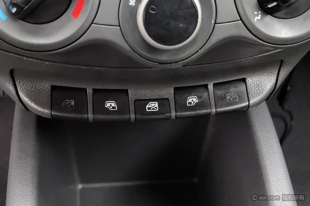 Chevrolet Sail 2015 Sail3 1.3L Manual Ideal – фото 22