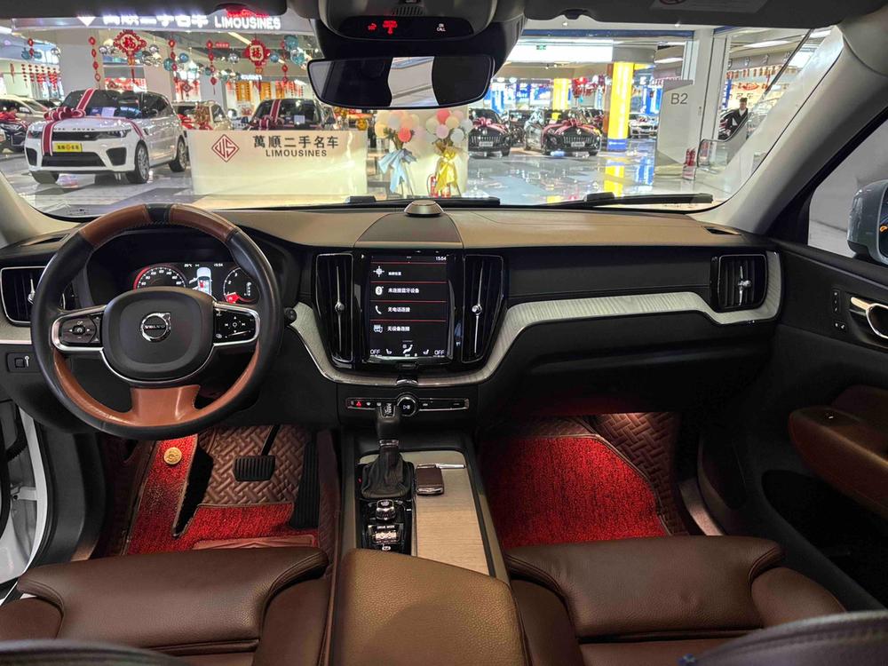 Volvo XC60 Модель 2020 года T5 4WD Smart Range Deluxe Edition – фото 7