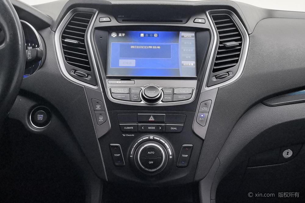 Hyundai Santa Fe 2015 модификация 2.4L автоматическое 2WD Intelligent 5 seat – фото 13
