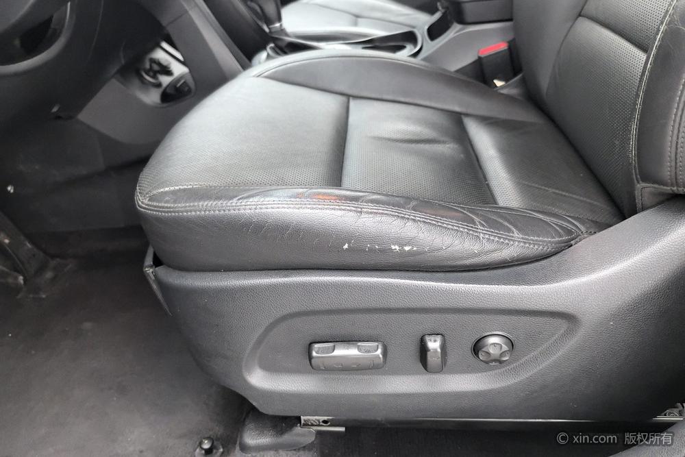 Hyundai Santa Fe 2015 модификация 2.4L автоматическое 2WD Intelligent 5 seat – фото 18