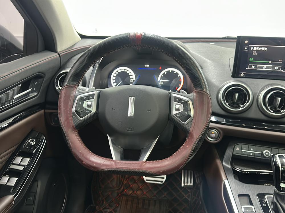 WEY VV5 2017 2.0T Flagship – фото 16