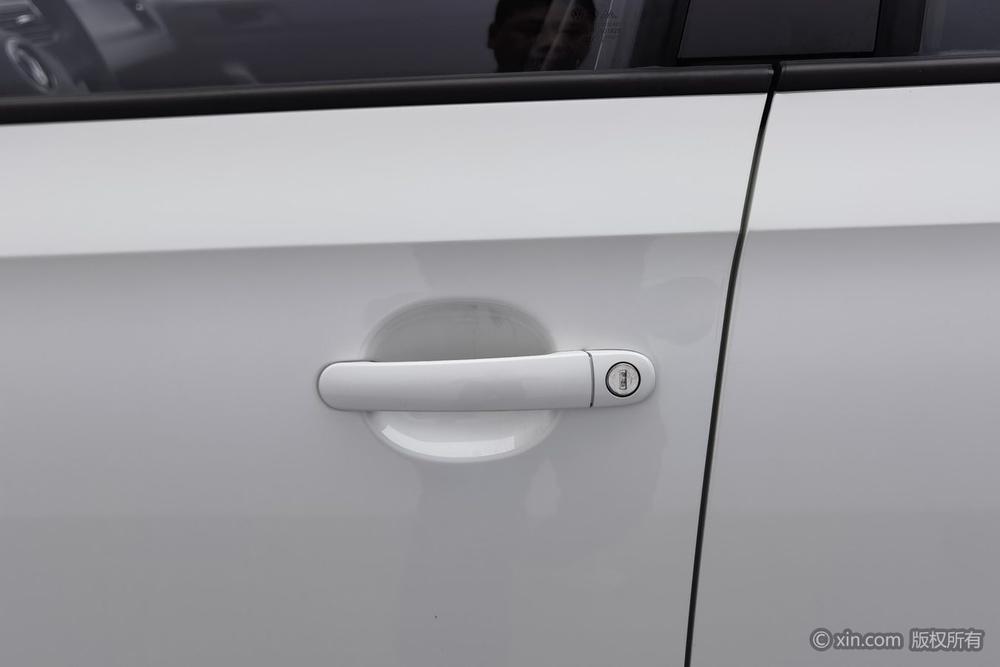 Volkswagen Santana 2016 1.4L Manual Fashion – фото 8