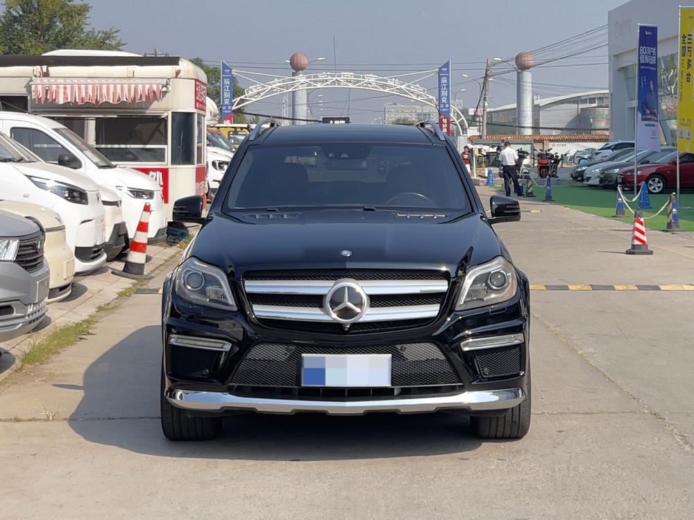 Mercedes-Benz GL-Class 2013 модификация GL 500 4MATIC – фото 2