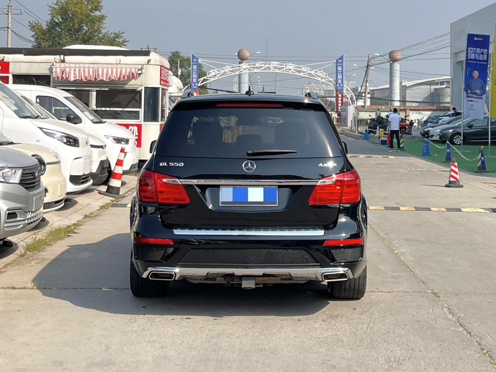 Mercedes-Benz GL-Class 2013 модификация GL 500 4MATIC – фото 3
