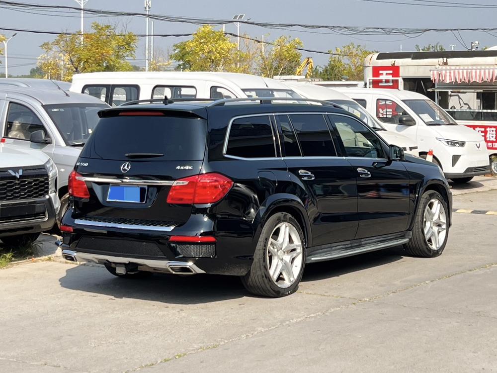 Mercedes-Benz GL-Class 2013 модификация GL 500 4MATIC – фото 4