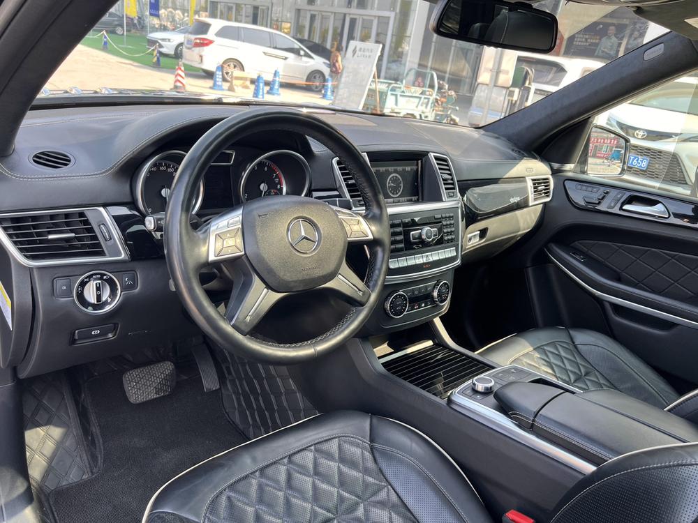 Mercedes-Benz GL-Class 2013 модификация GL 500 4MATIC – фото 10