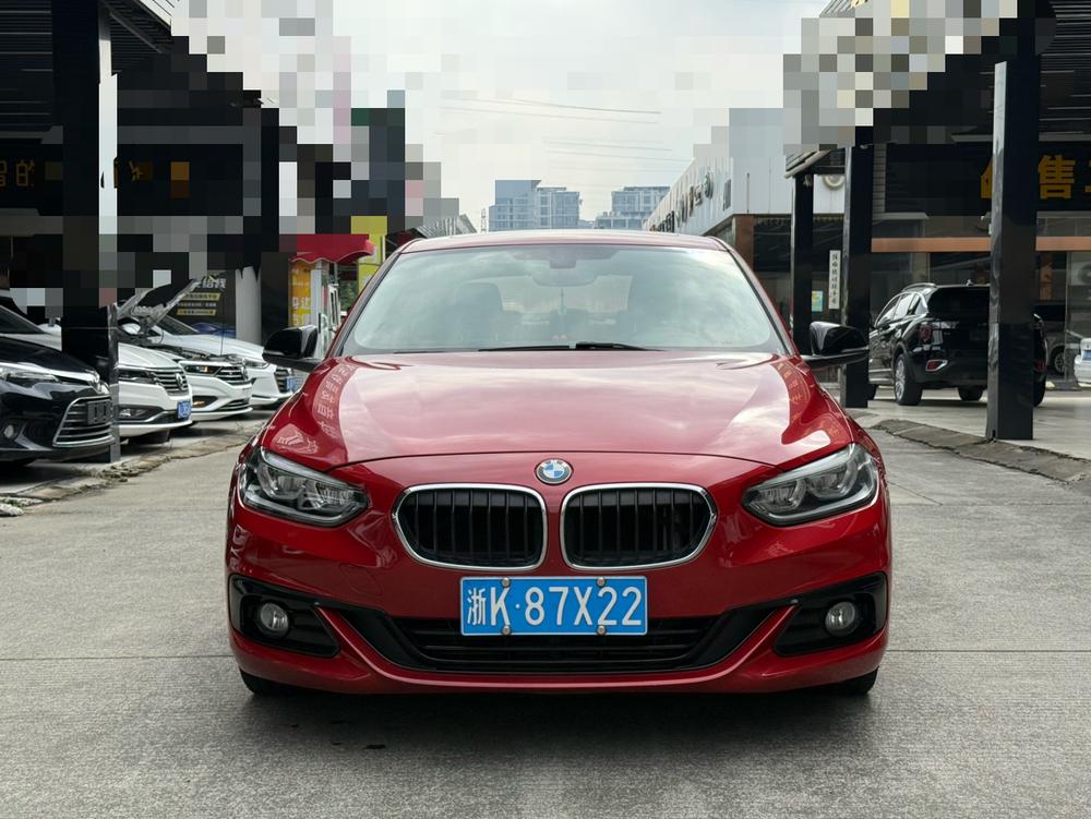 BMW 1 Series 2018 118i Sport – фото 2