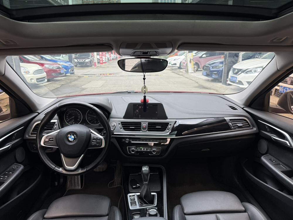 BMW 1 Series 2018 118i Sport – фото 7