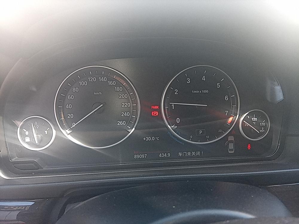 BMW 5 Series 2014 модификация 528Li xDrive Luxury Design Set – фото 6
