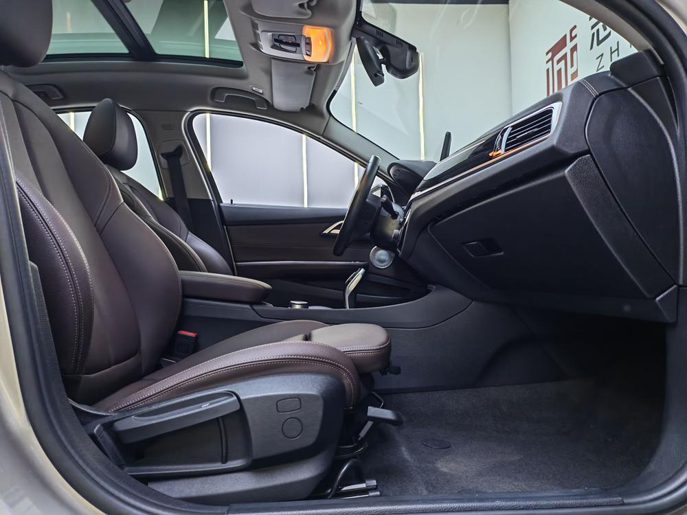 BMW 1 Series 2021 120i M Sport Shadow Line – фото 23