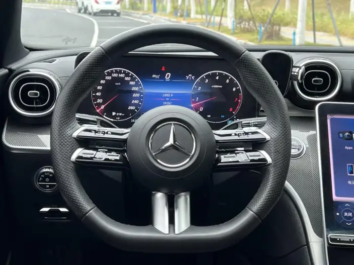 Mercedes-Benz C-Class 2023 Model C 200 L Sports Edition – фото 8