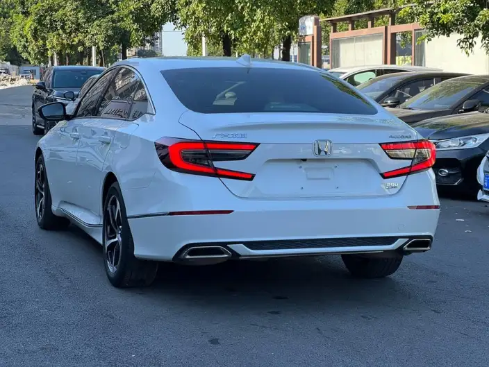 Honda Accord 2022 Model 260TURBO Deluxe Edition