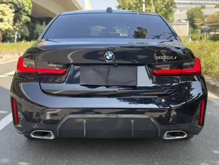BMW 3 Series 2023 Model 325Li M Sports Set – фото 5