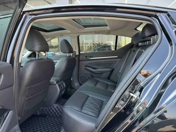 Nissan Teana 2022 Model 2.0L XL-Upr Premium Edition – фото 9