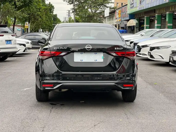 Nissan Sylphy 2023 Model 1.6L CVT Yuexiang Edition – фото 5