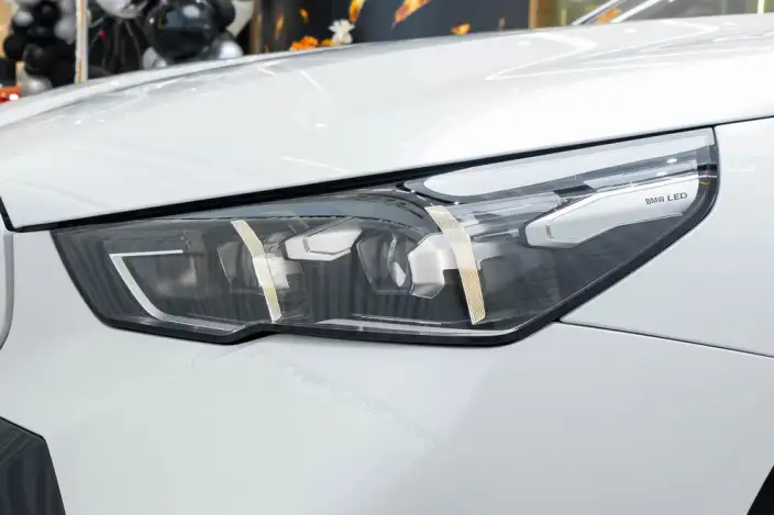 BMW 5 Series 2025 Model 525Li M Sports Set – фото 9